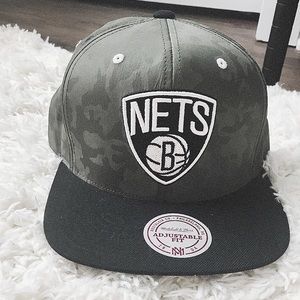 ⭐️ LIKE NEW Nets SnapBack ⭐️